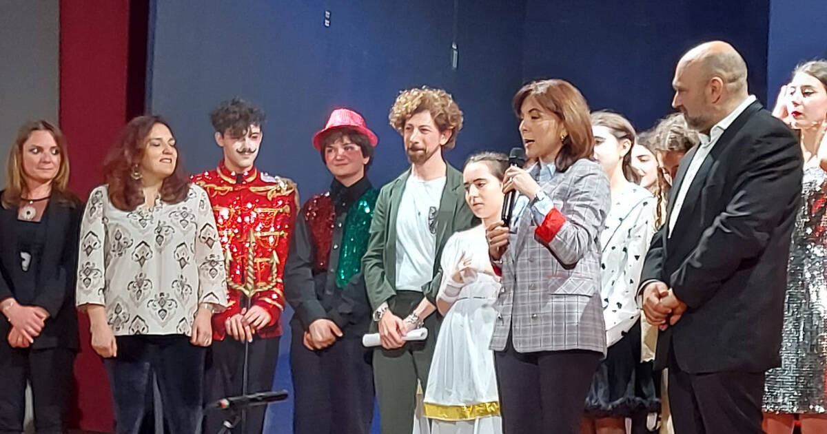 Caserta al festival nazionale del teatro con il Liceo Classico Giannone Caserta Notizie Caserta al festival nazionale del teatro con il Liceo Classico Giannone Caserta Notizie