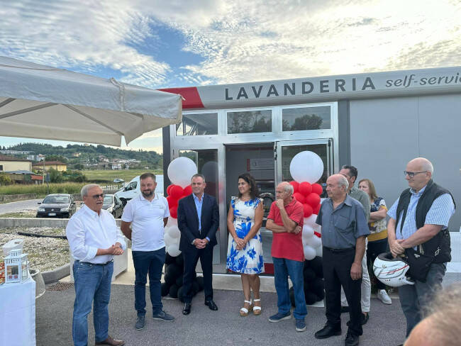 lavanderia self-service Caiazzo