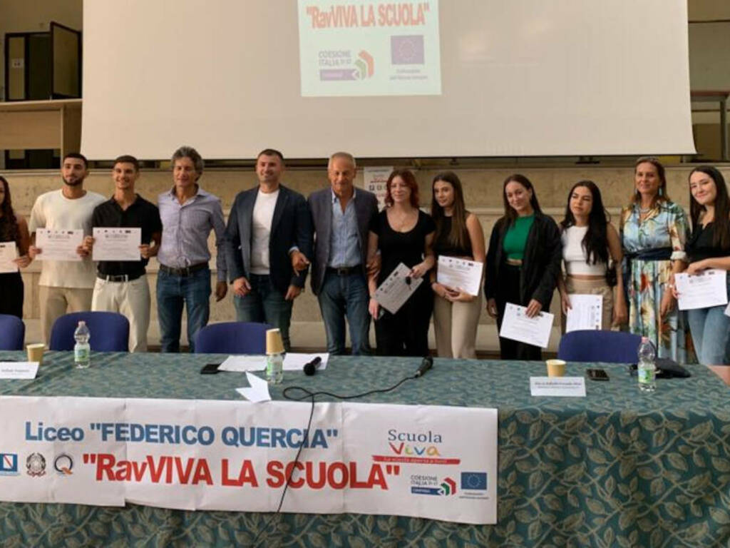 Al Quercia di Marcianise confronto e dibattito su formazione al mondo del lavoro ed al contesto universitario Al Quercia di Marcianise confronto e dibattito su formazione al mondo del lavoro ed al contesto universitario
