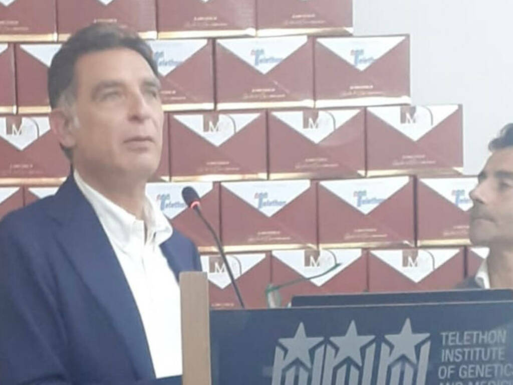 Gli studenti dell’Alberghiero “Villaggio dei Ragazzi” alla 2^ Convention Mondiale del Panettone artigianale e tradizionale Gli studenti dell’Alberghiero “Villaggio dei Ragazzi” alla 2^ Convention Mondiale del Panettone artigianale e tradizionale