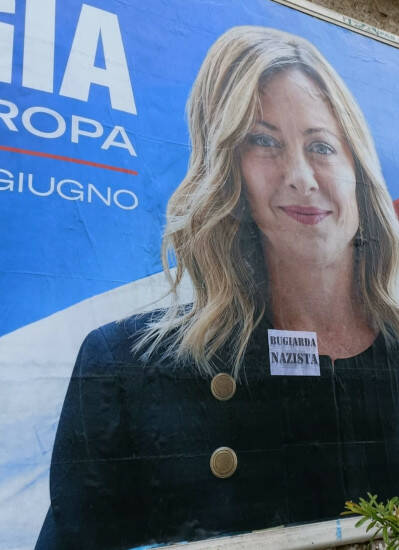 manifesti Meloni e Tajani