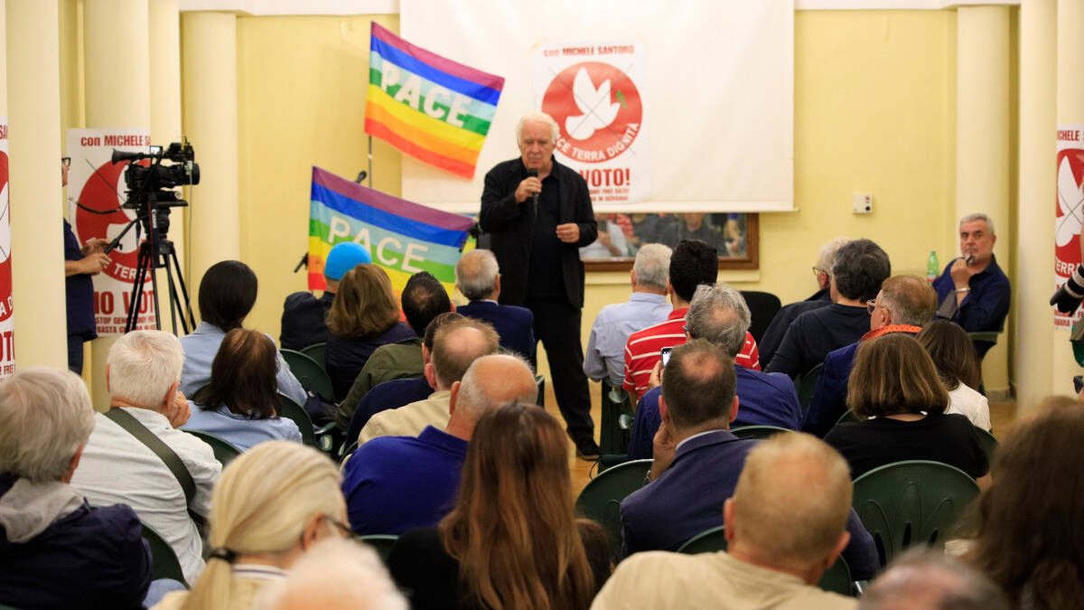 Grande partecipazione agli incontri di Michele Santoro in Campania -  Caserta Notizie
