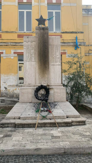 MONUMENTO AI CADUTI Cervino