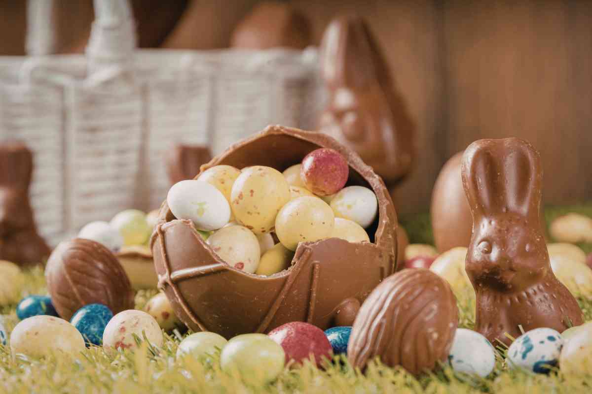 uova e coniglietti pasquali